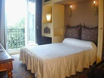 Courseine Hotel