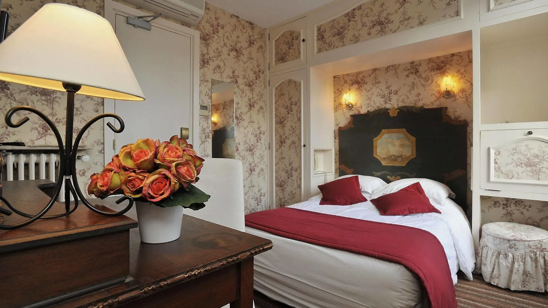 Hotel Courseine 3*