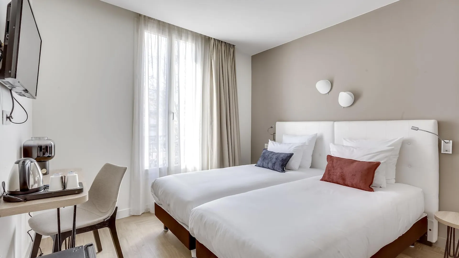 Hotel Courseine 3*
