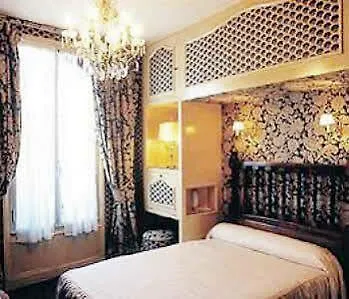 Courseine 3* كوربوفوا